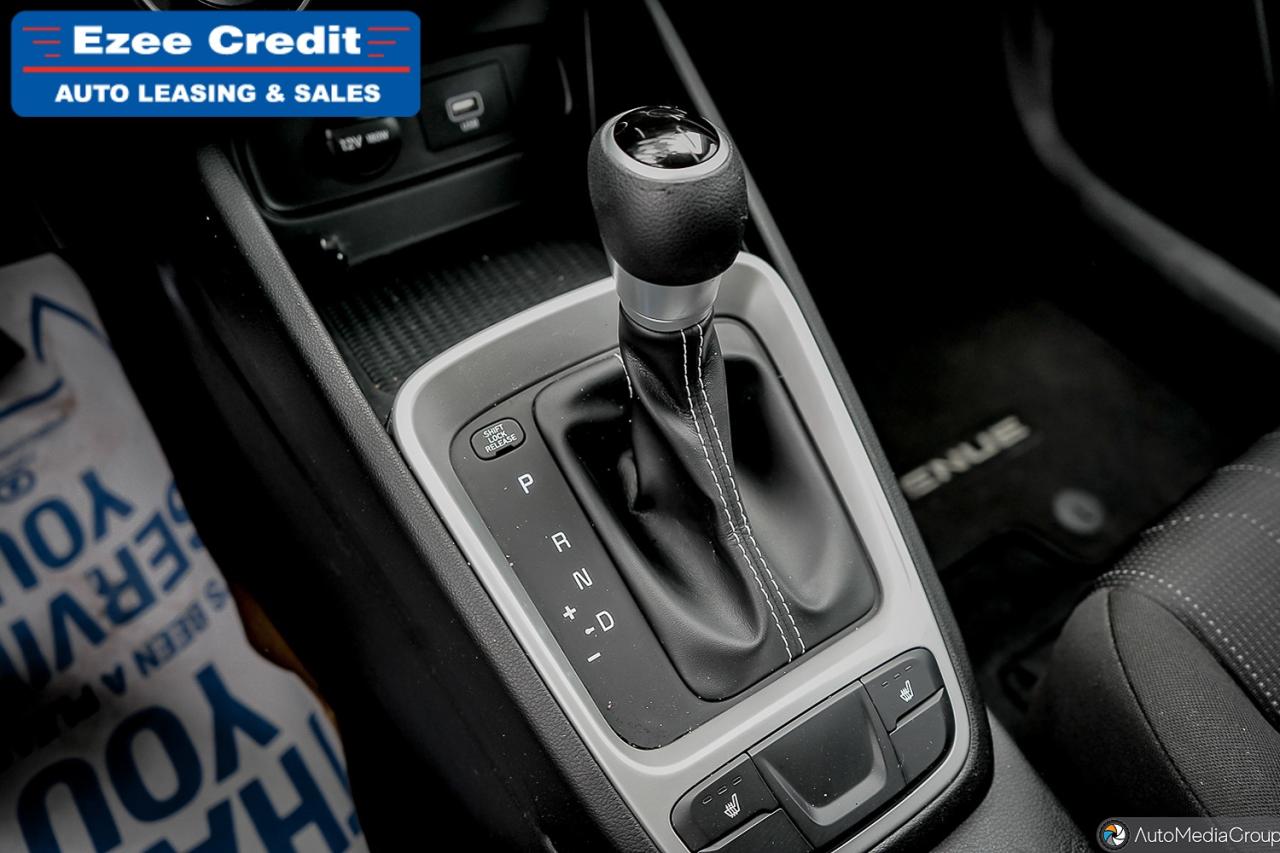 2020 Hyundai Venue Essential Photo