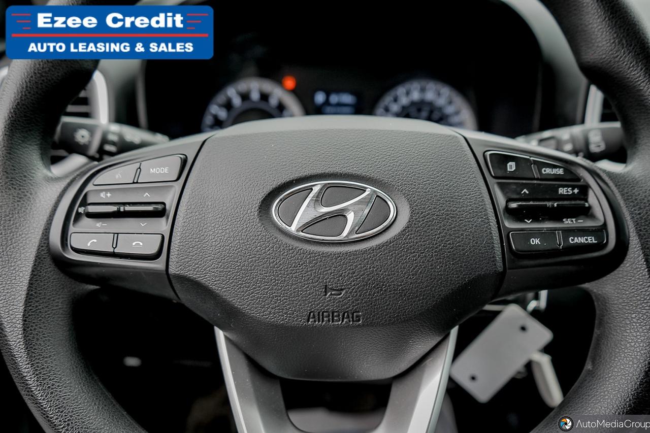 2020 Hyundai Venue Essential Photo