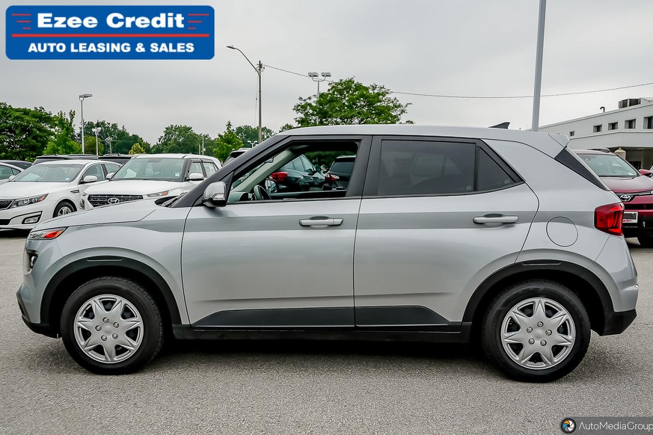 2020 Hyundai Venue Essential Photo