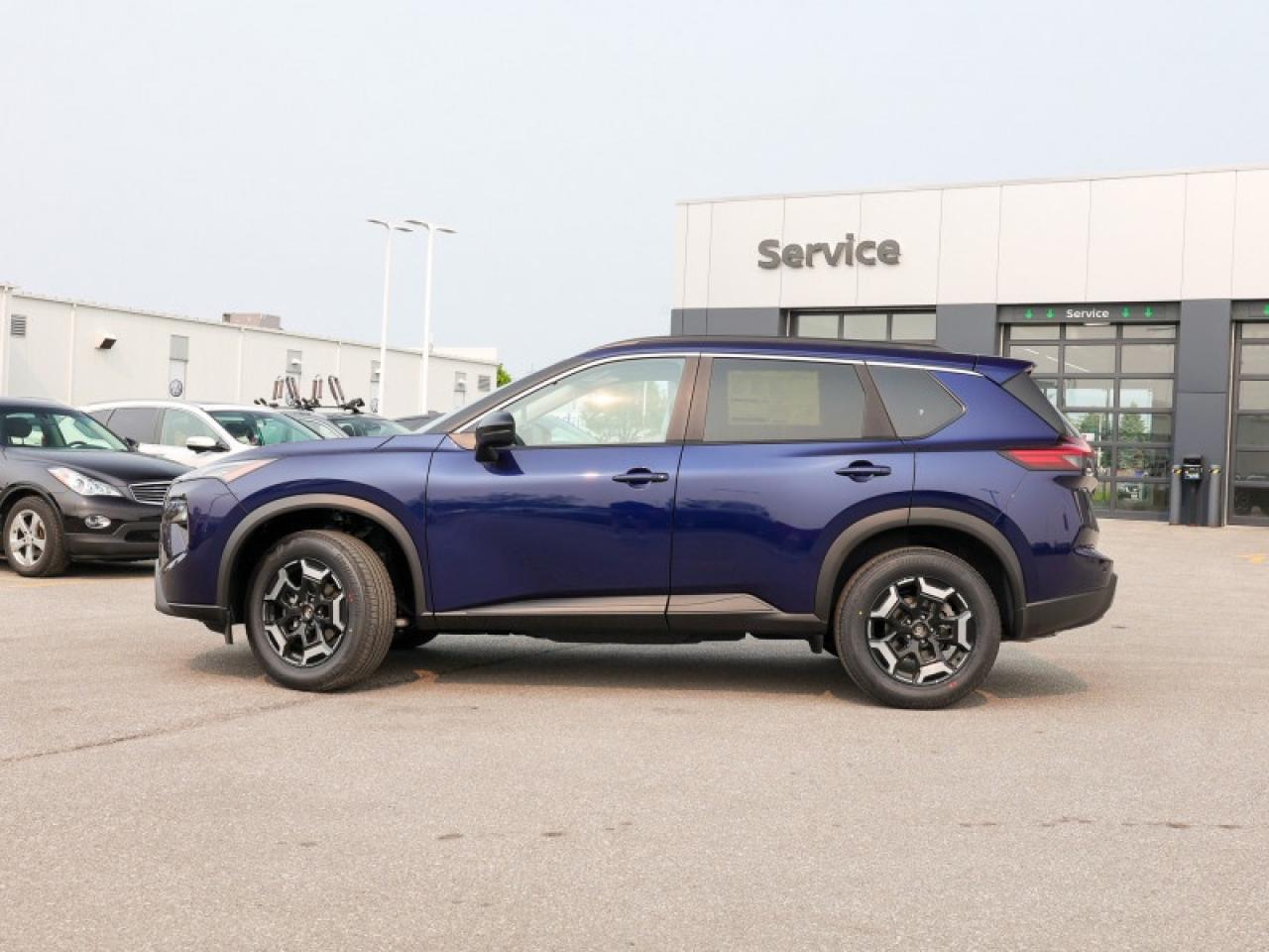 2025 Nissan Rogue Midnight Edition  - Moonroof Photo
