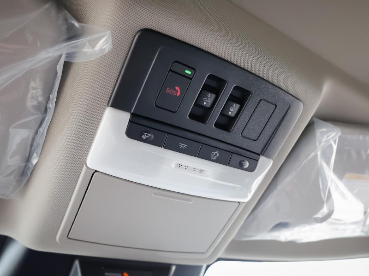 2025 Nissan Rogue Midnight Edition  - Moonroof Photo