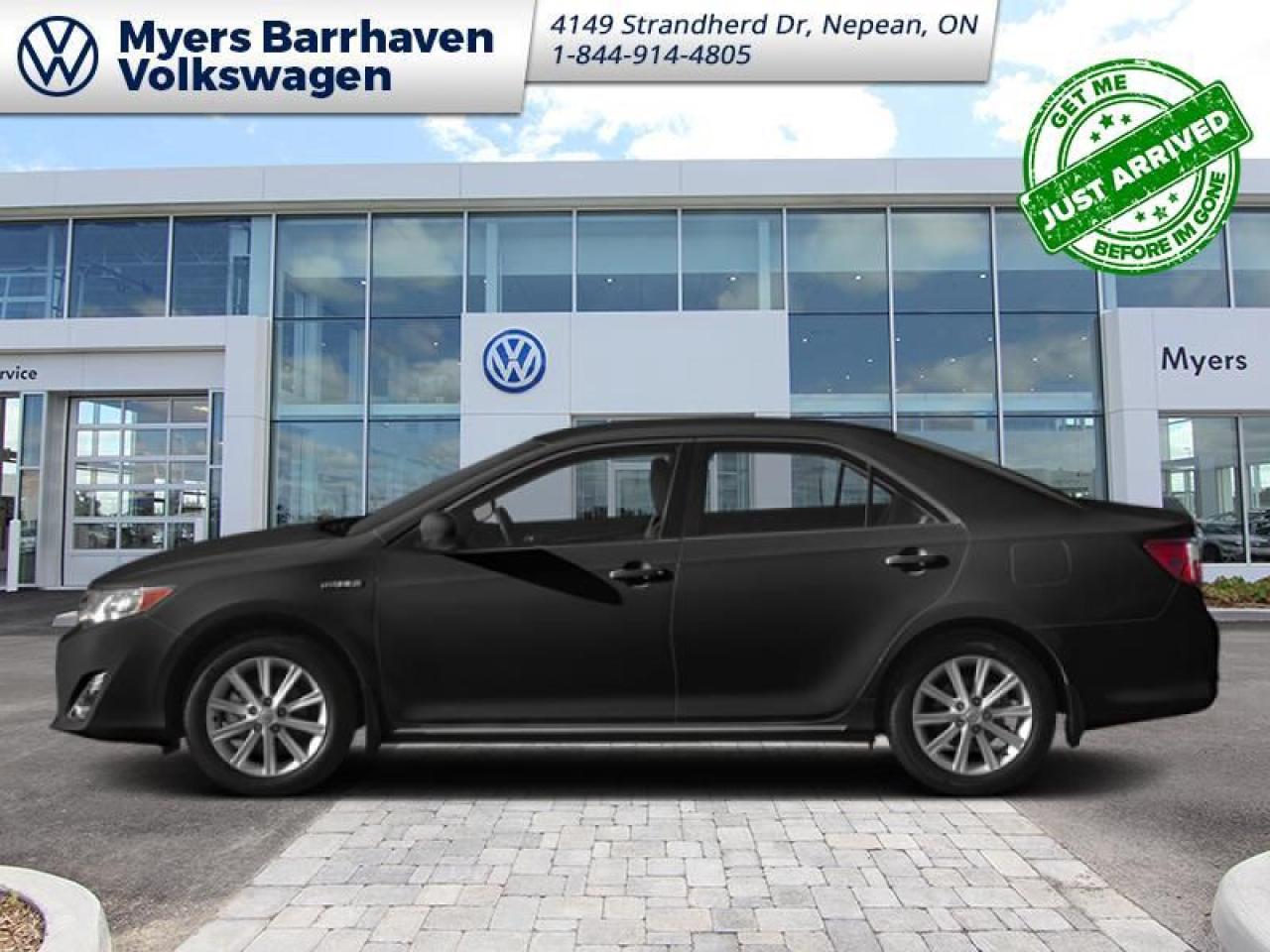 Used 2014 Toyota Camry HYBRID XLE  - Sunroof for sale in Nepean, ON