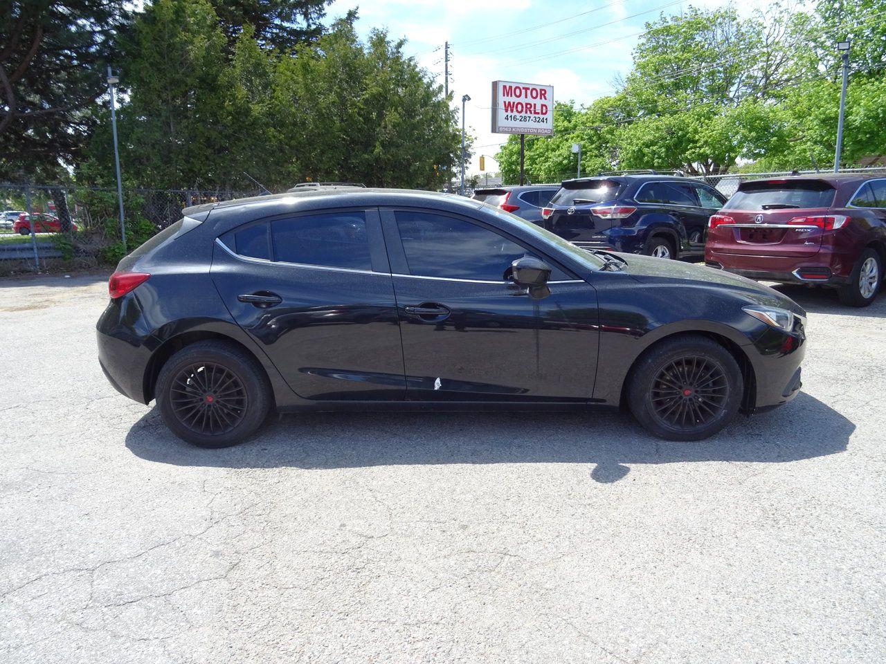 2015 Mazda MAZDA3 GS - Photo #5