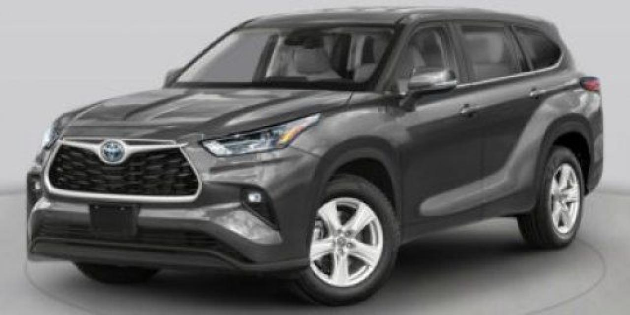 Used 2023 Toyota Highlander HYBRID XLE for sale in Prince Albert, SK