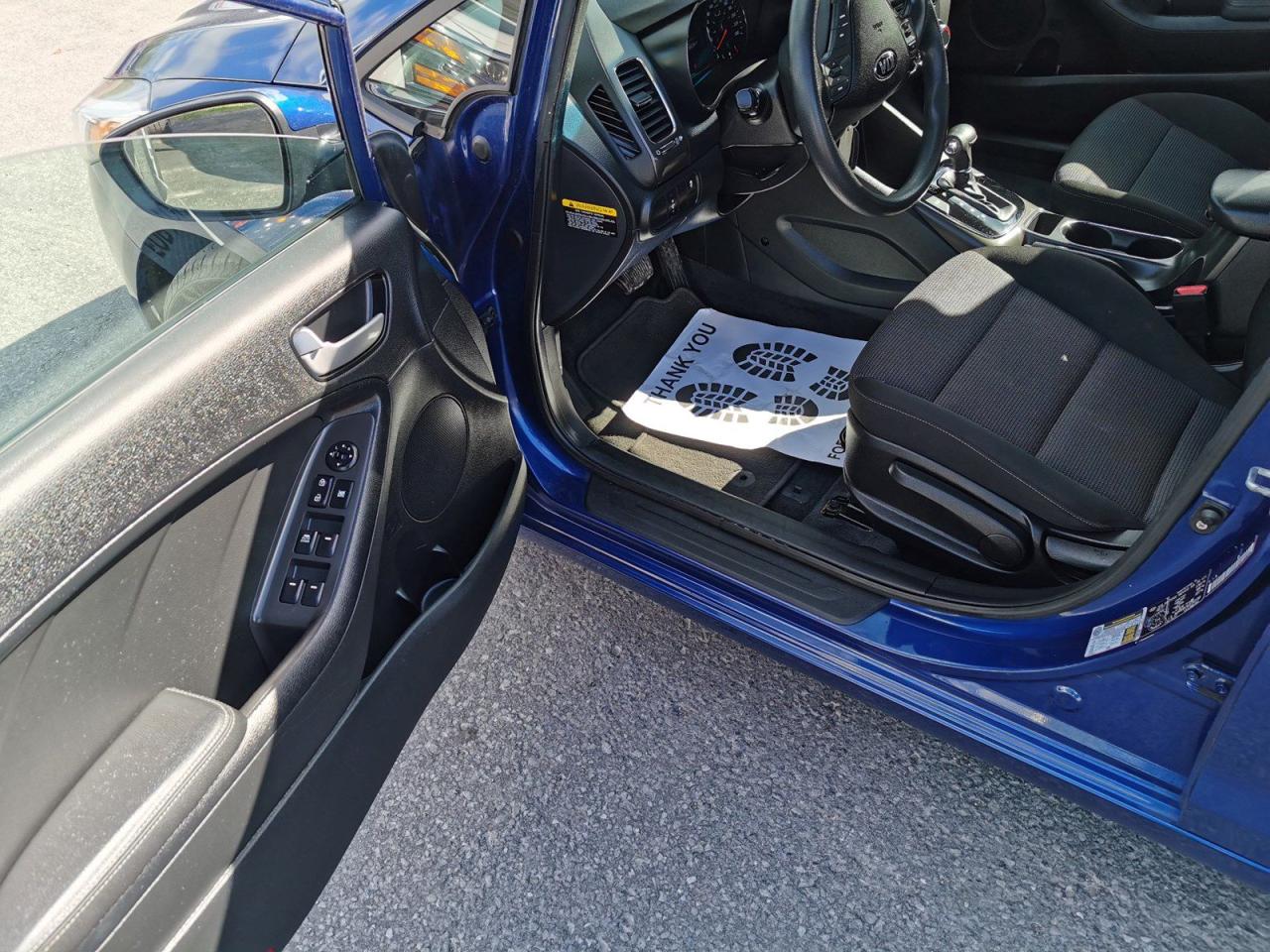 2018 Kia Forte LX - Photo #10