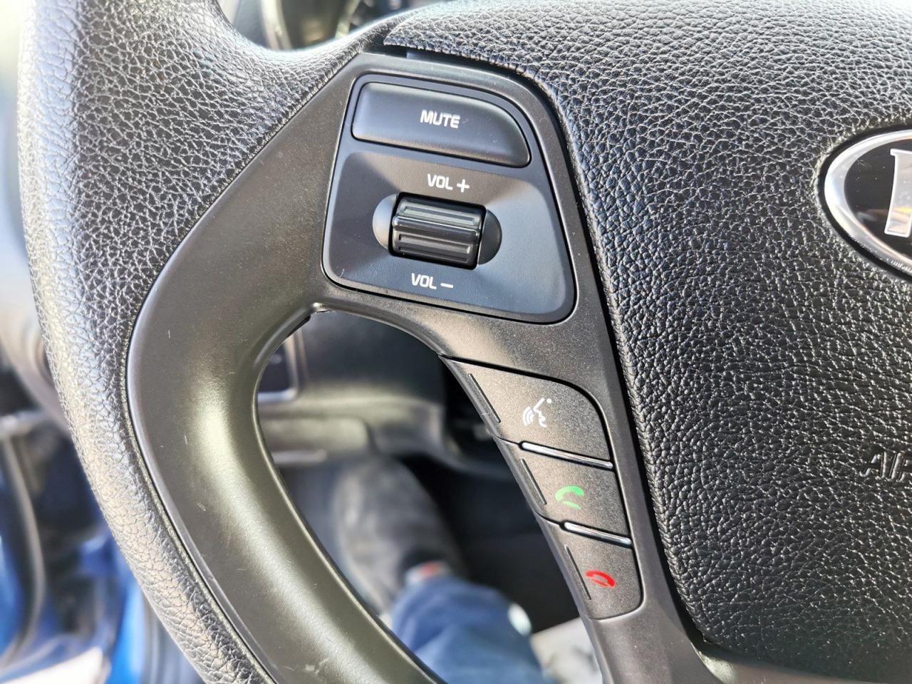 2018 Kia Forte LX - Photo #14