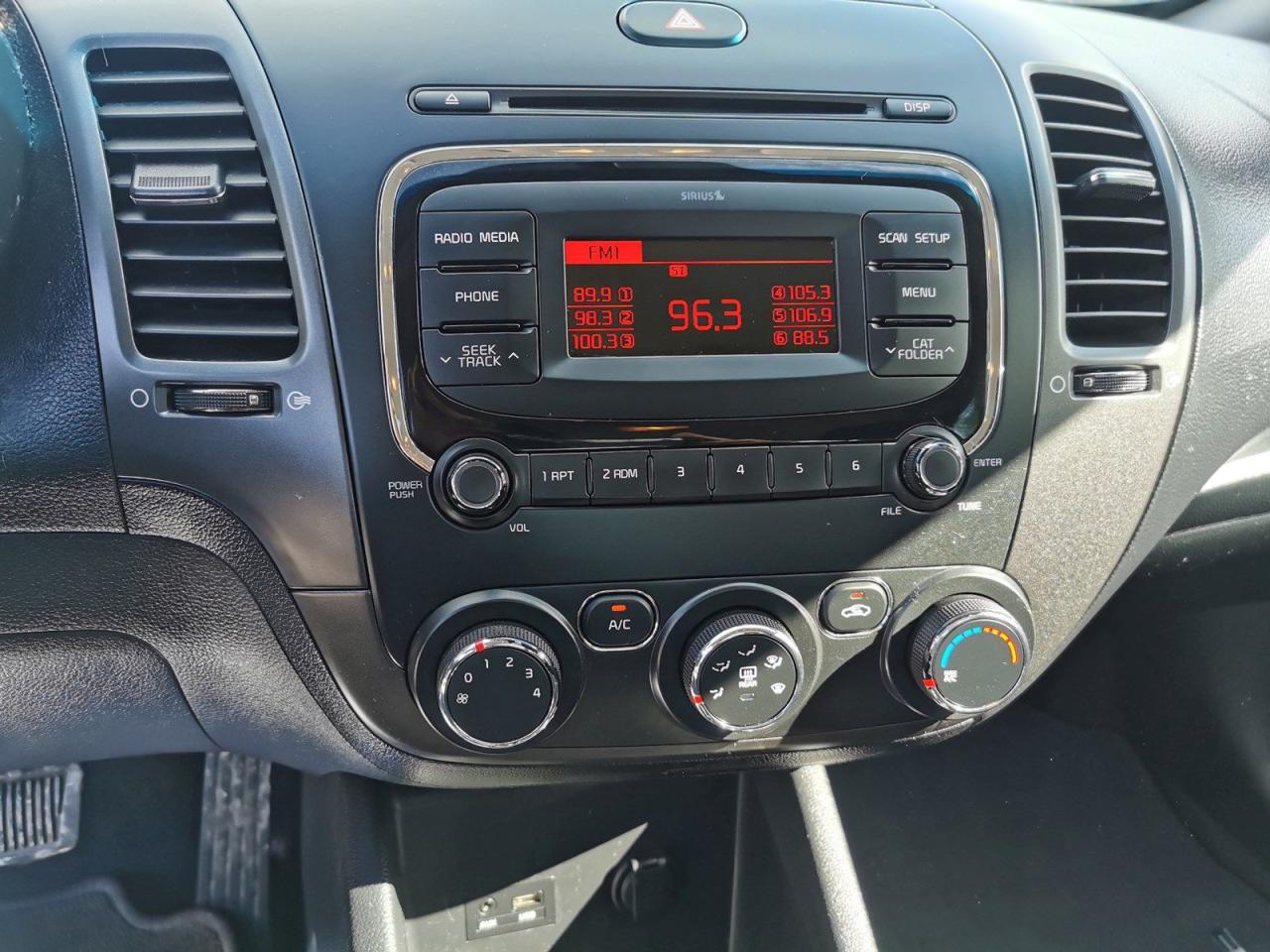2018 Kia Forte LX - Photo #16