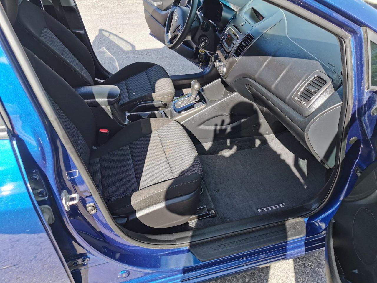 2018 Kia Forte LX - Photo #21