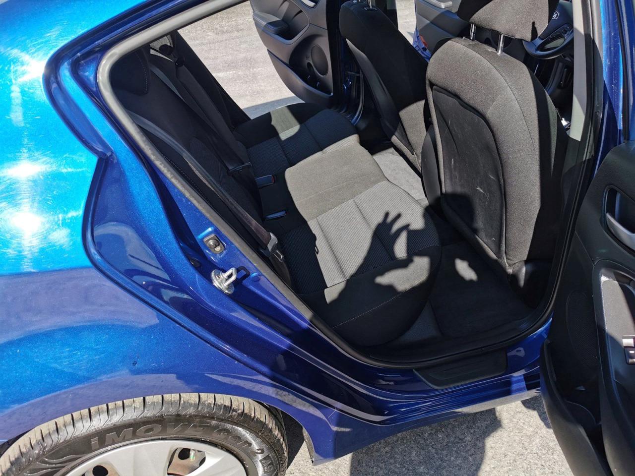 2018 Kia Forte LX - Photo #23