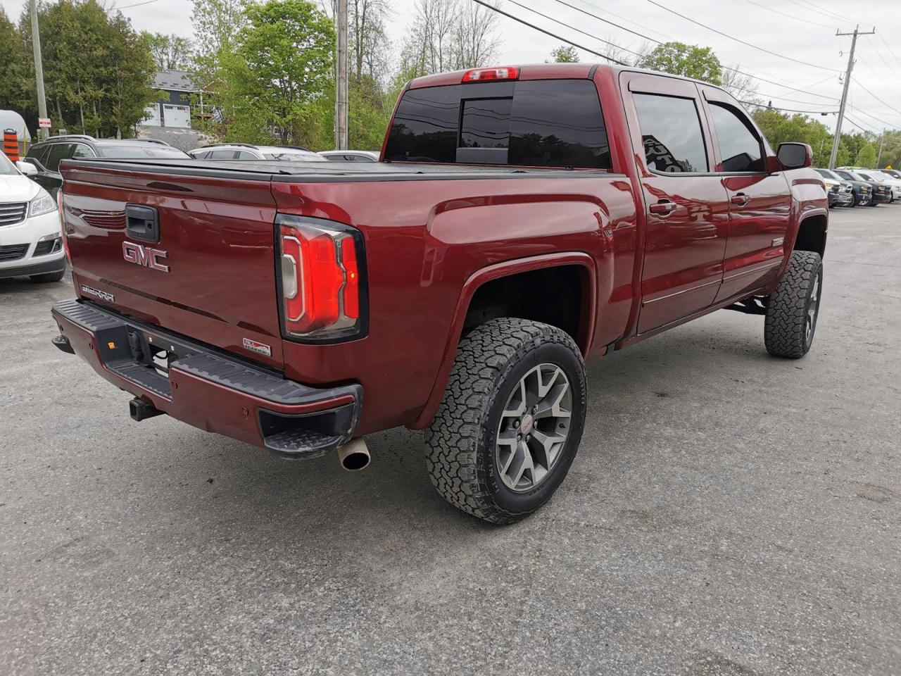 2017 GMC Sierra 1500 SLT - Photo #5