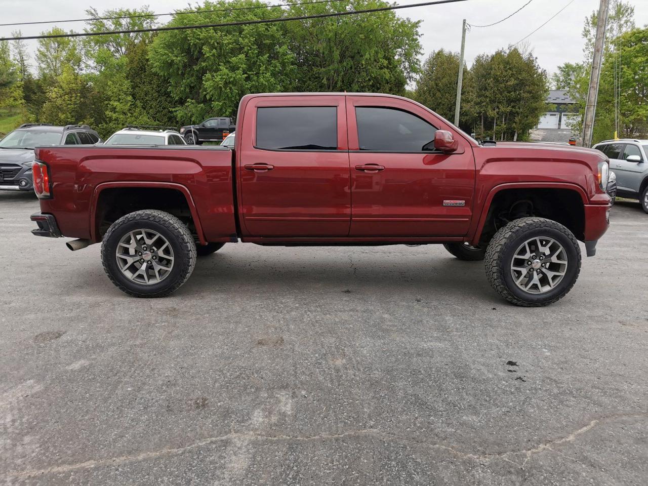 2017 GMC Sierra 1500 SLT - Photo #4