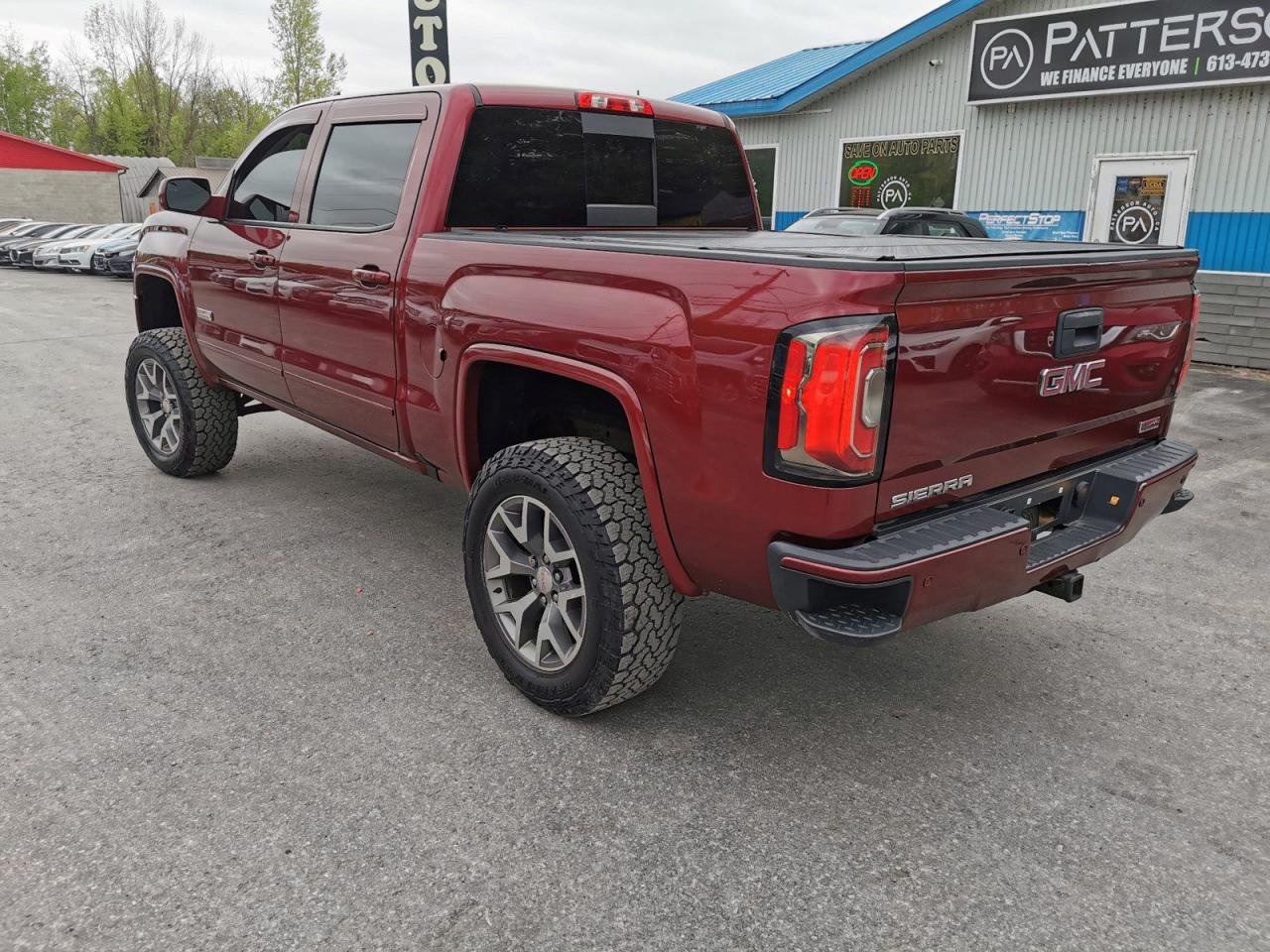 2017 GMC Sierra 1500 SLT - Photo #7