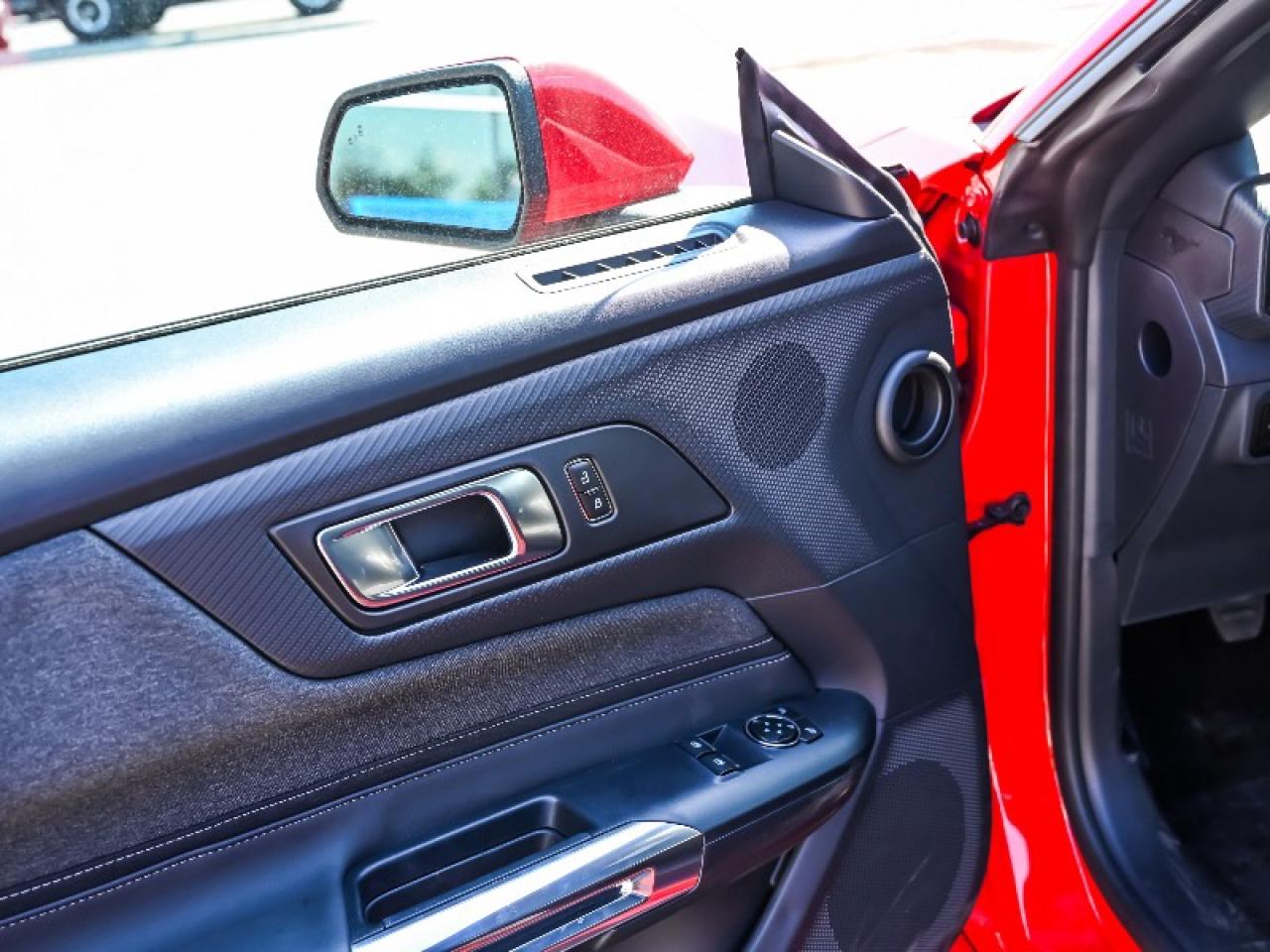 2025 Ford Mustang GT Photo