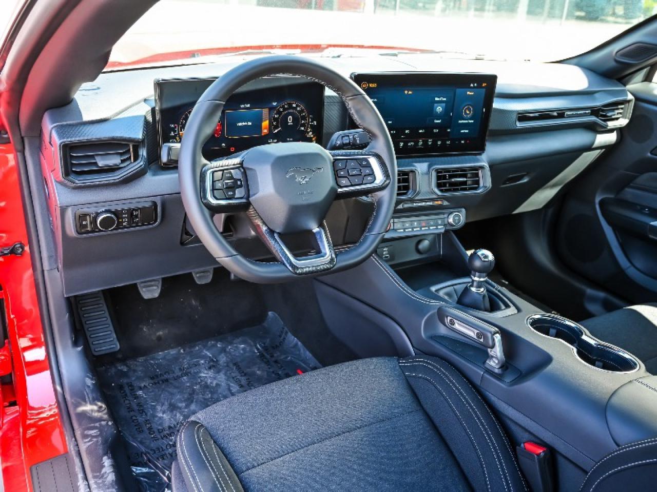 2025 Ford Mustang GT Photo