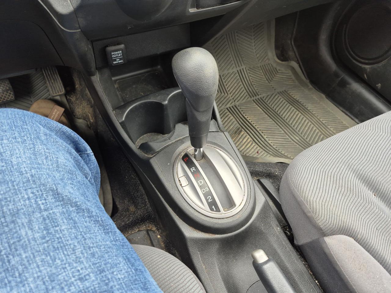 2013 Honda Fit DX-A AS-IS Photo10