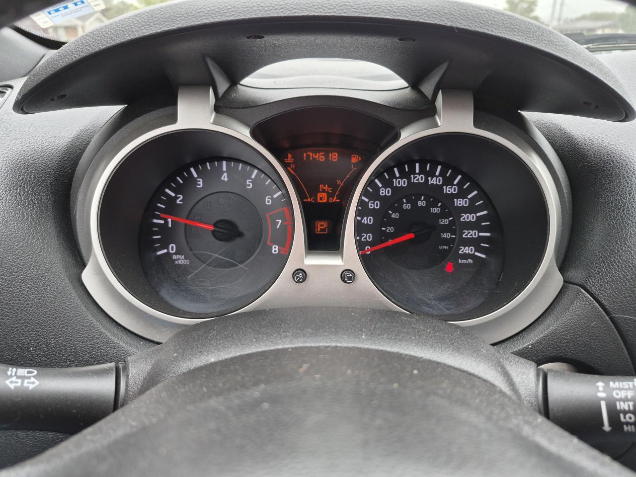2011 Nissan Juke SL AS-IS Photo24