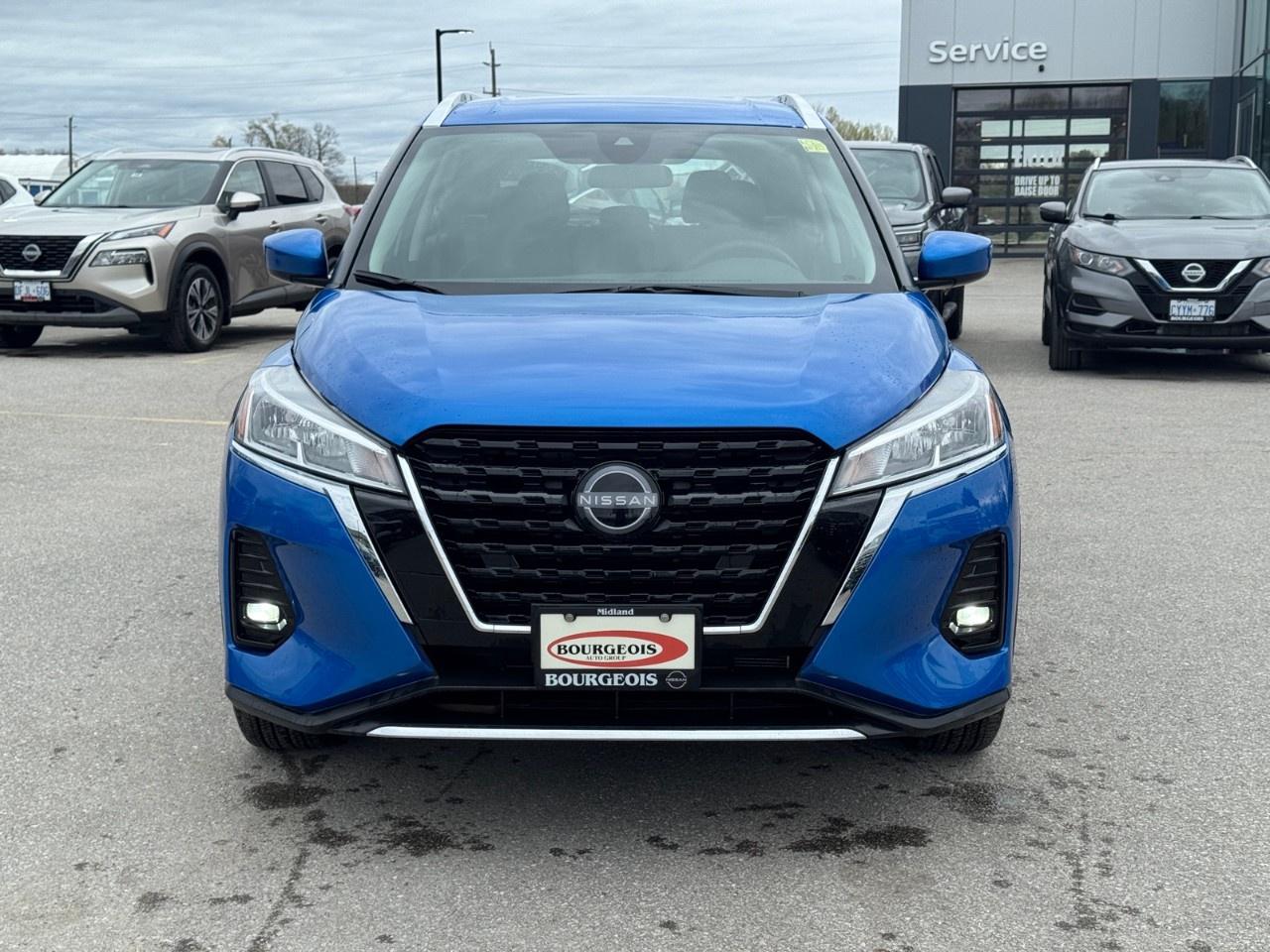 2025 Nissan Kicks Play SV FWD Photo
