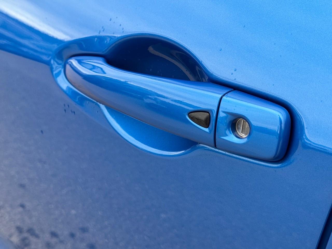 2025 Nissan Kicks Play SV FWD Photo