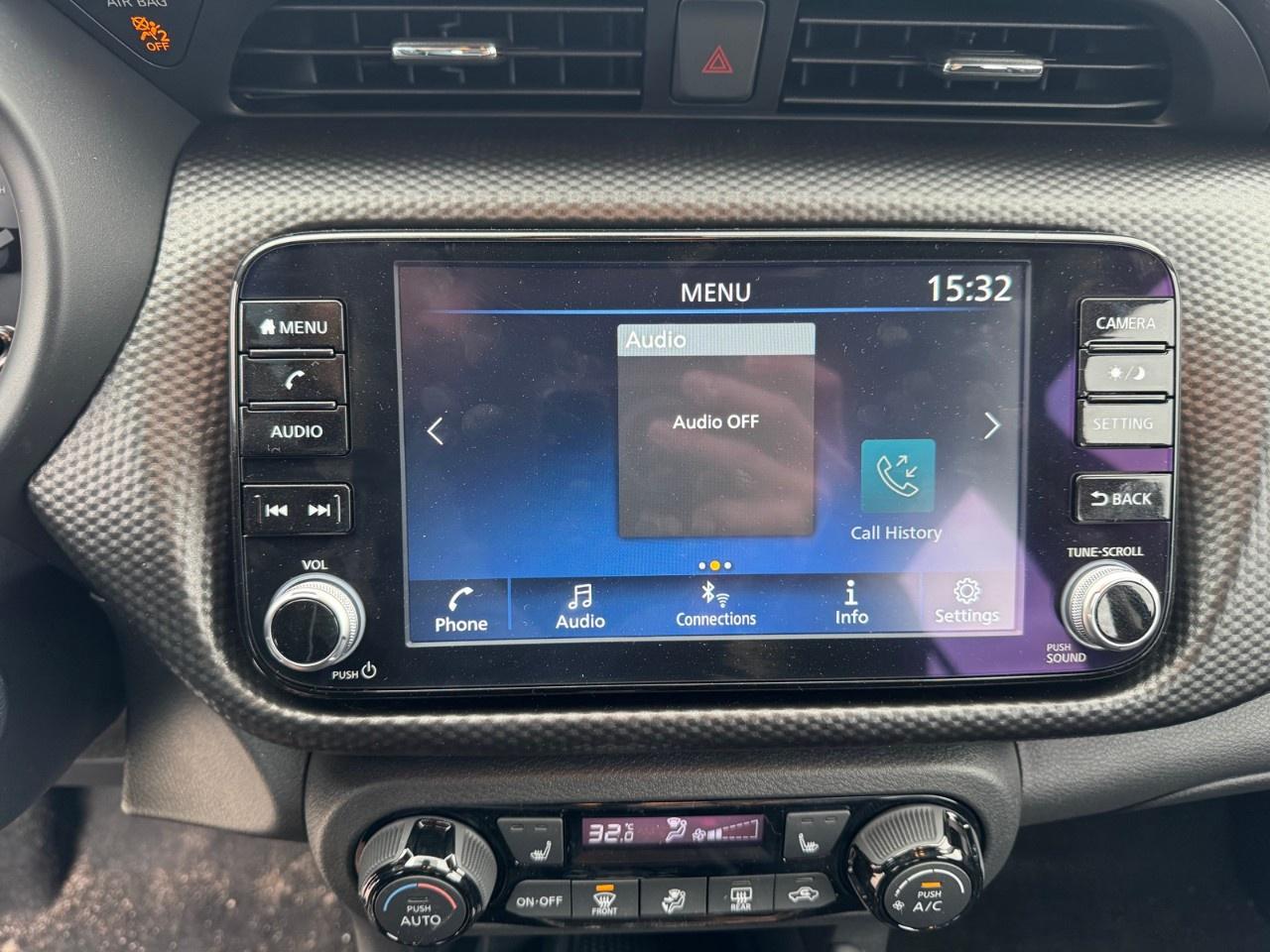 2025 Nissan Kicks Play SV FWD Photo