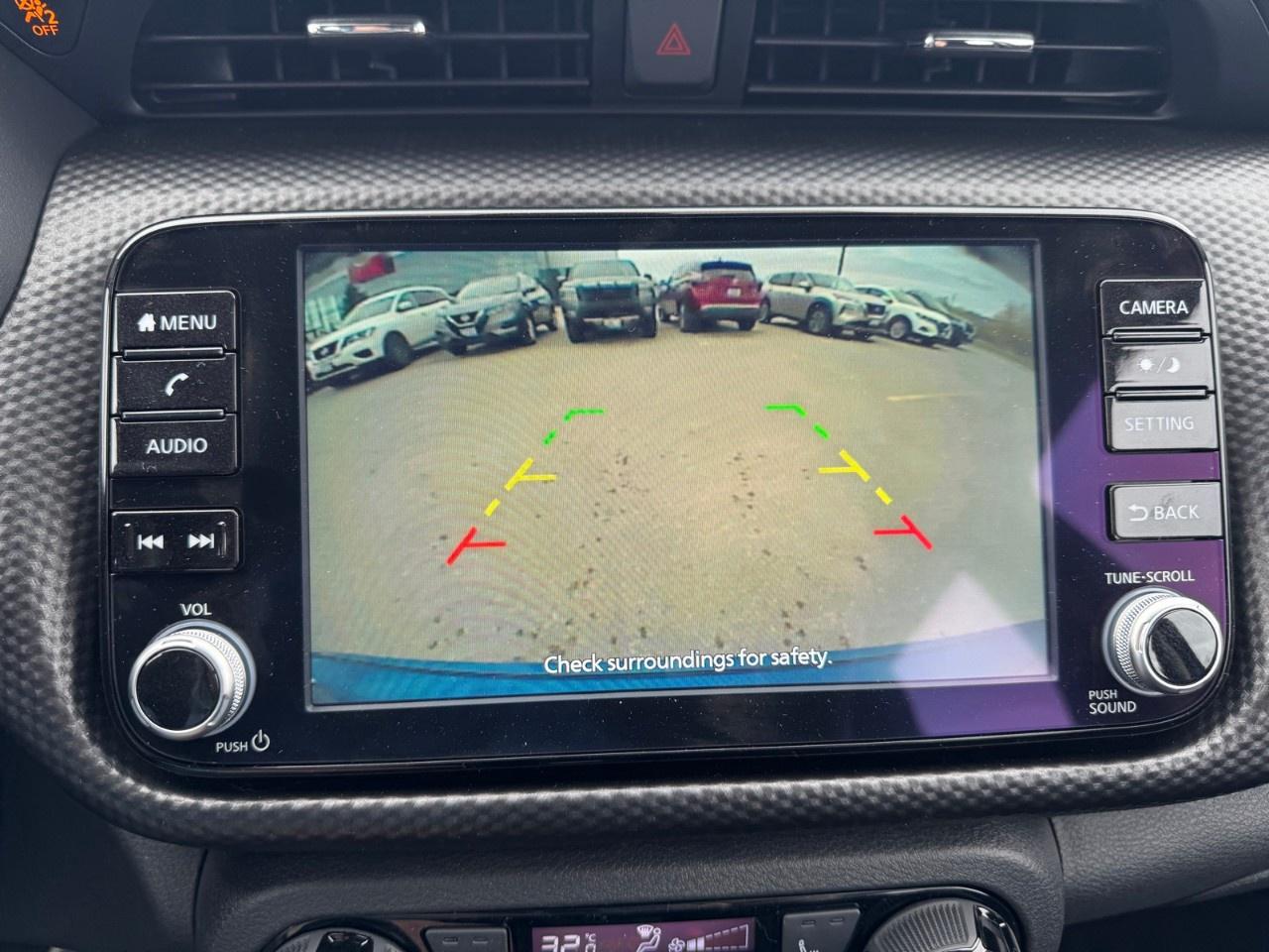 2025 Nissan Kicks Play SV FWD Photo
