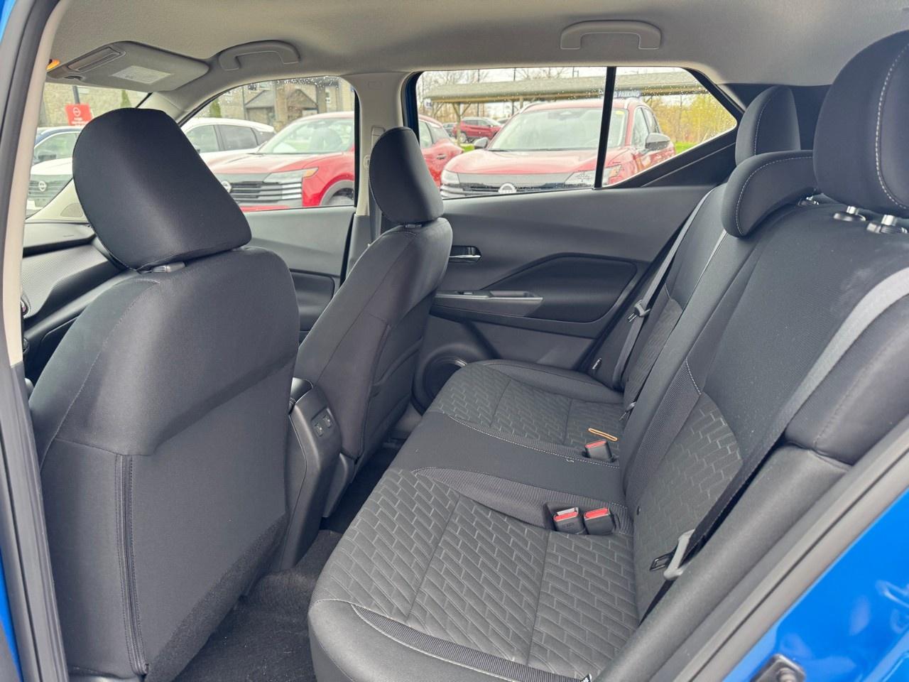 2025 Nissan Kicks Play SV FWD Photo