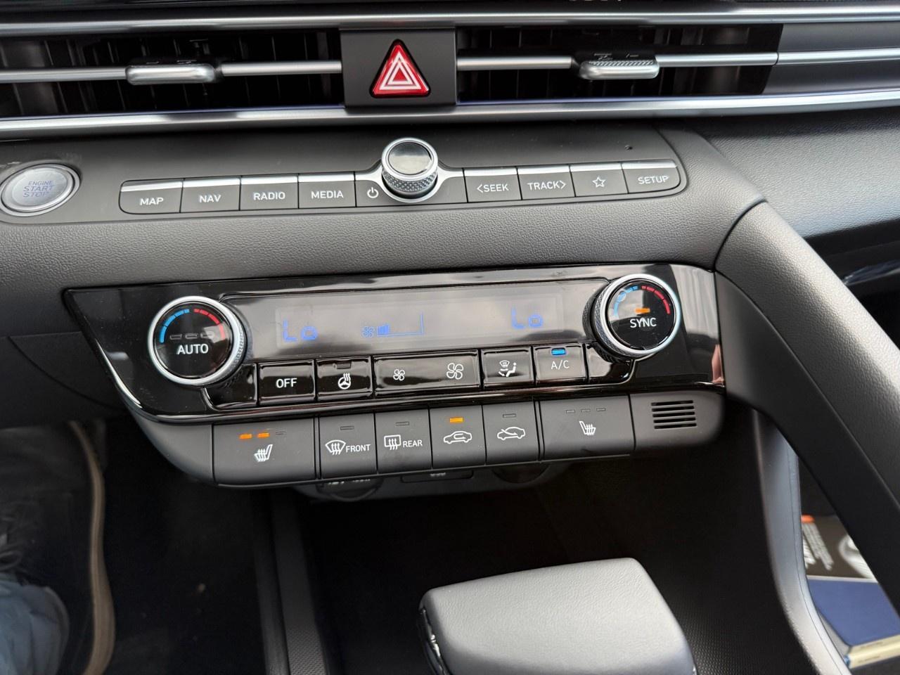 2025 Hyundai Elantra Preferred IVT w/Tech Pkg Photo