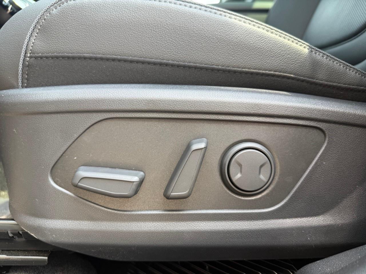 2025 Hyundai Tucson Plug-In Hybrid Ultimate AWD Photo