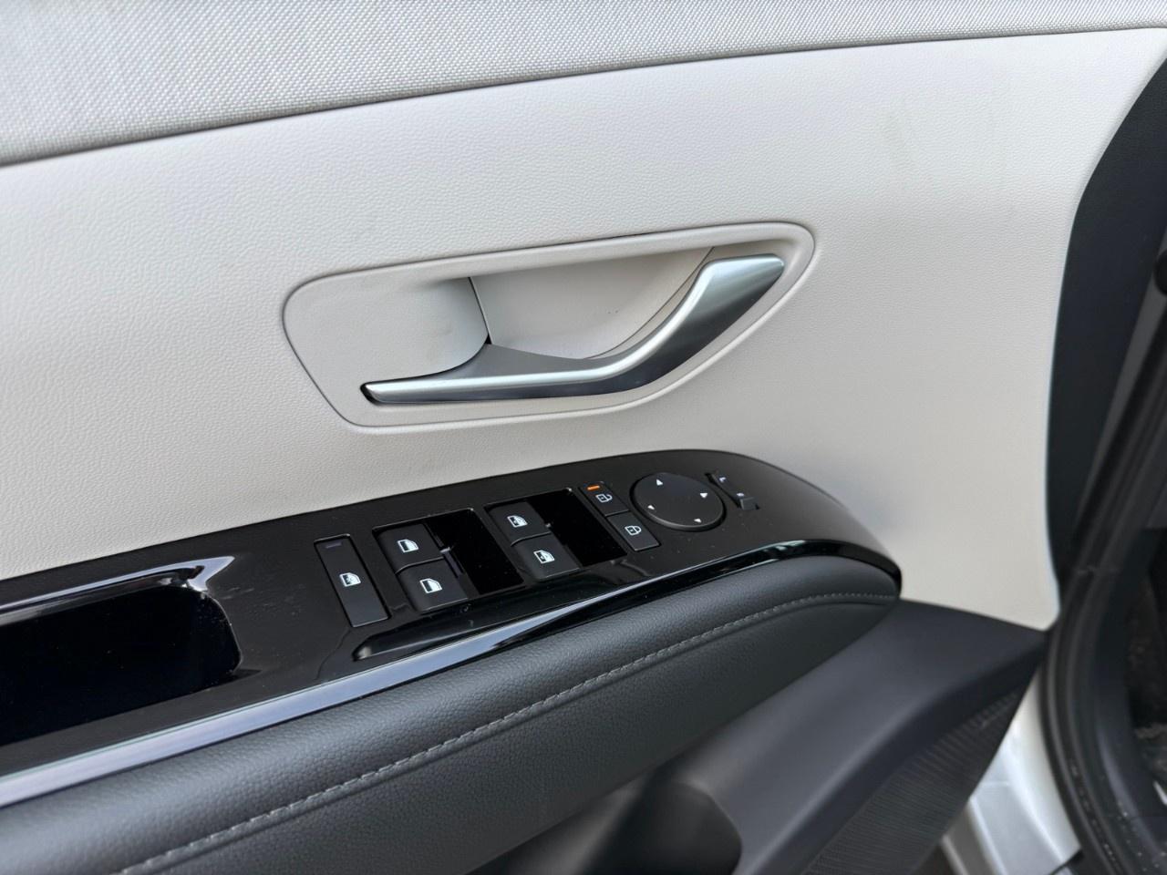 2025 Hyundai Tucson Plug-In Hybrid Ultimate AWD Photo