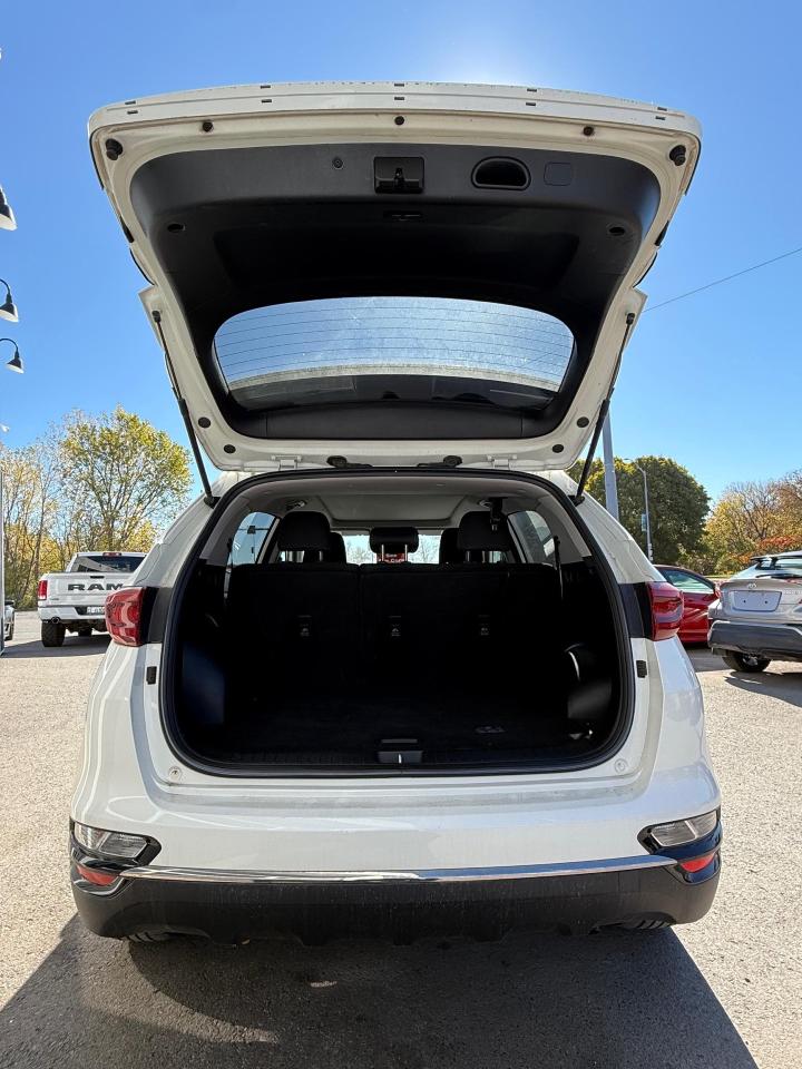 2020 Kia Sportage EX Photo4