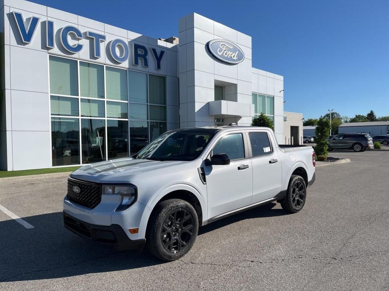 New 2025 Ford Maverick XLT for sale in Chatham, ON