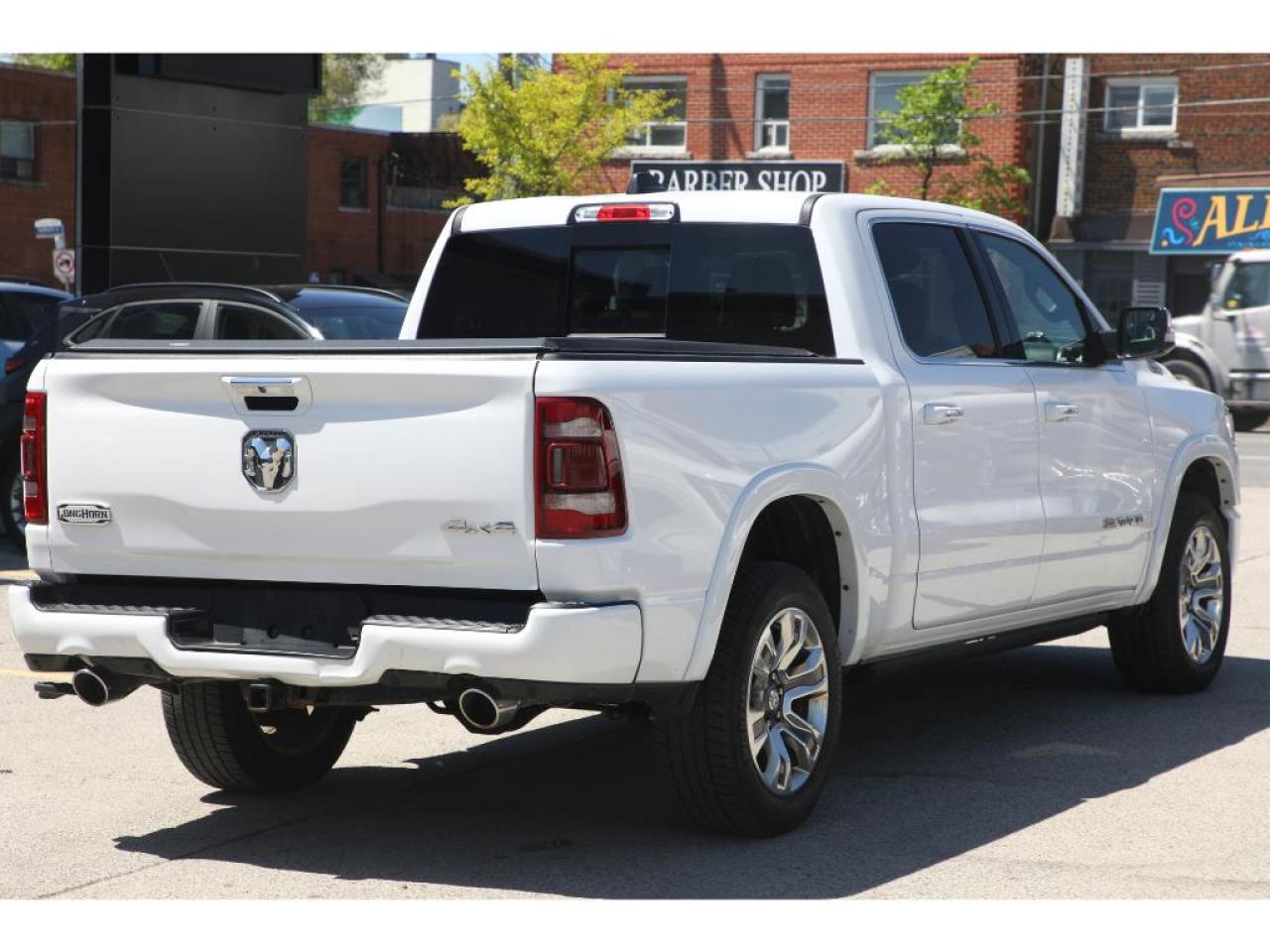 2021 RAM 1500 Longhorn Crew Cab SWB 4WD| 12'' TouchScreen | Pano Roof | Advanced Safety Grp | Navigation Photo