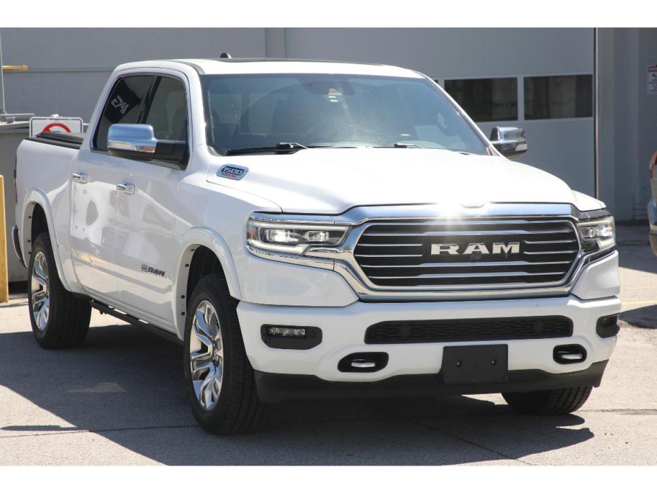 2021 RAM 1500 Longhorn Crew Cab SWB 4WD| 12'' TouchScreen | Pano Roof | Advanced Safety Grp | Navigation Photo