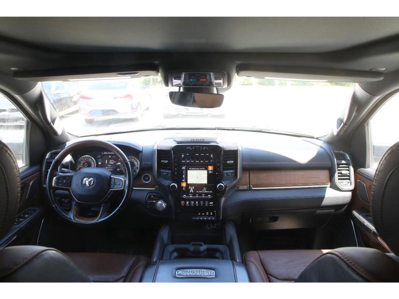 2021 RAM 1500 Longhorn Crew Cab SWB 4WD| 12'' TouchScreen | Pano Roof | Advanced Safety Grp | Navigation Photo