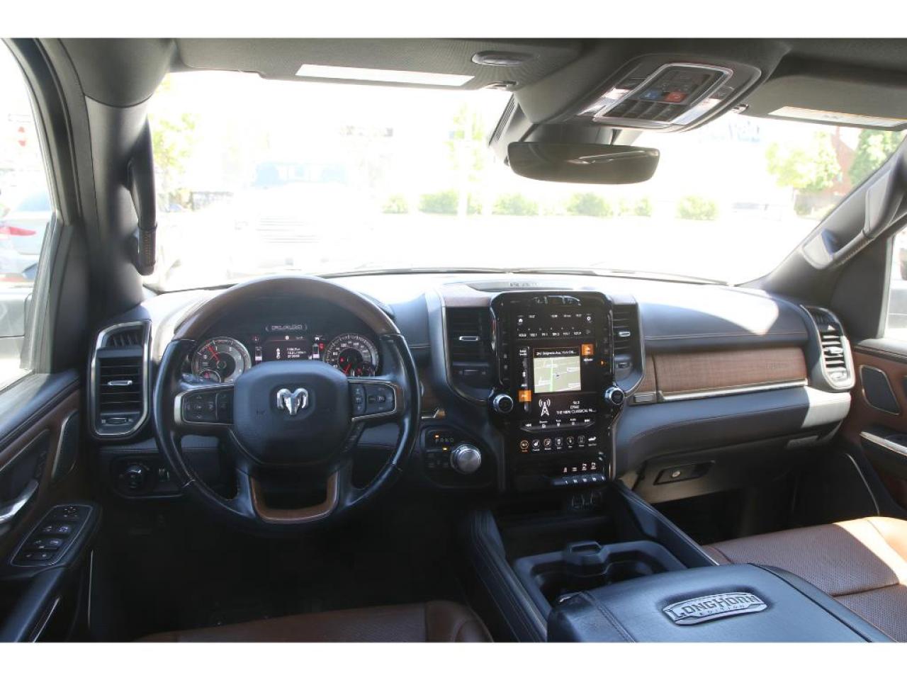 2021 RAM 1500 Longhorn Crew Cab SWB 4WD| 12'' TouchScreen | Pano Roof | Advanced Safety Grp | Navigation Photo