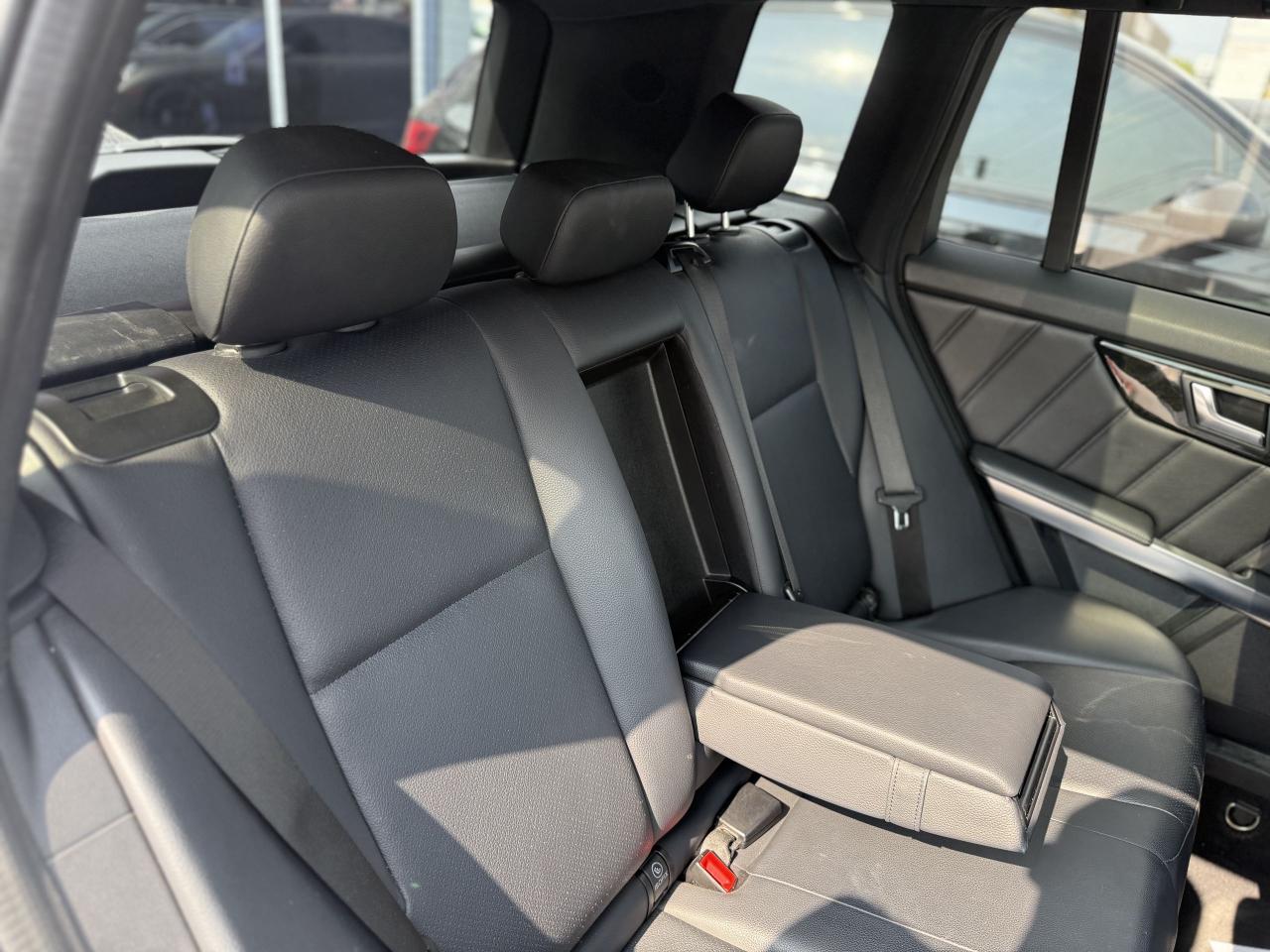 2014 Mercedes-Benz GLK-Class //AMG | NAVI PANO | PREMIUM - Photo #35