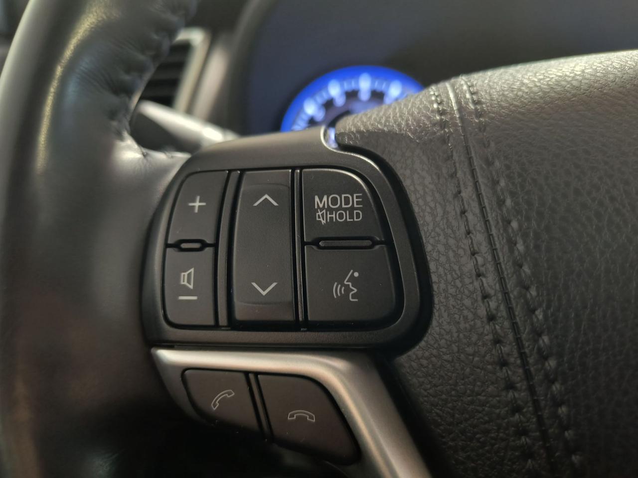 2019 Toyota Highlander XLE AWD Photo