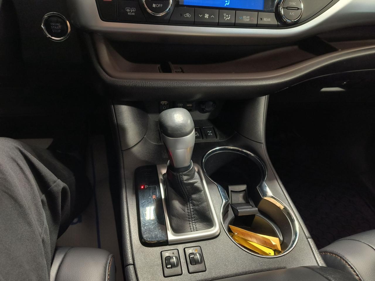 2019 Toyota Highlander XLE AWD Photo