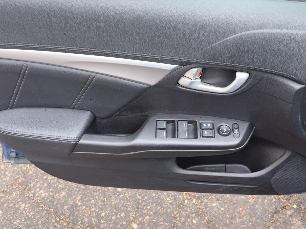 2013 Honda Civic 4dr Auto Touring - Photo #9