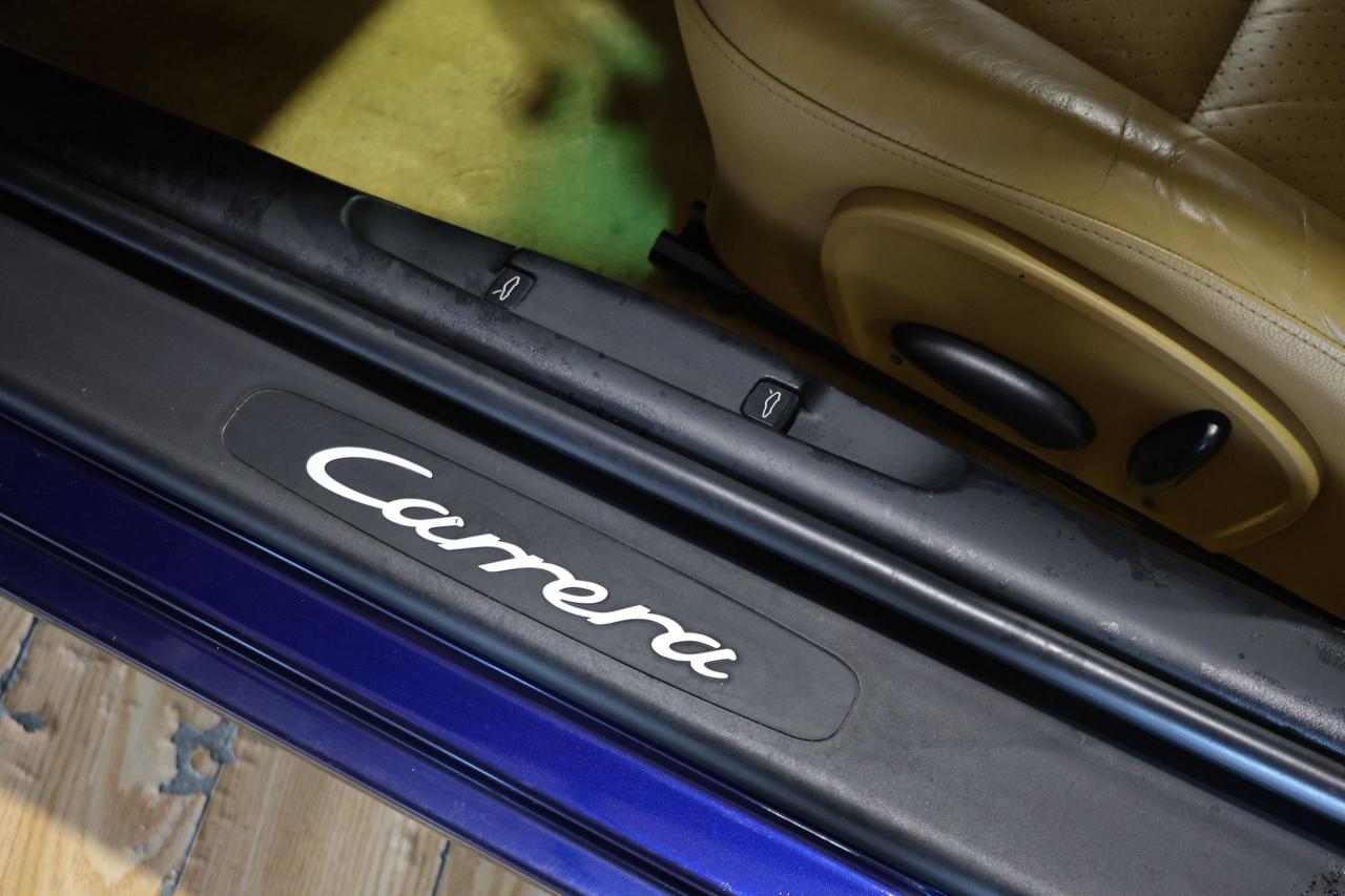 2002 Porsche 911 CARRERA AUTO - Photo #23