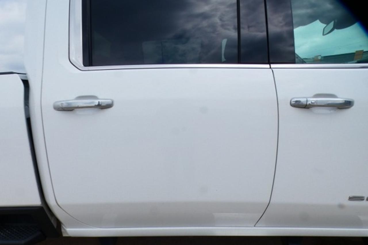 2024 GMC Sierra 3500 SLT 6.6L DURA DIESEL 8' box w/H&C L, NAV rdy, BUC - Photo #28