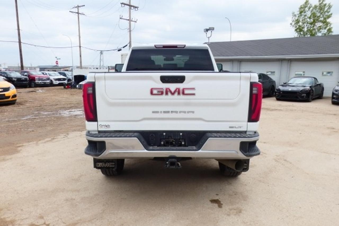 2024 GMC Sierra 3500 SLT 6.6L DURA DIESEL 8' box w/H&C L, NAV rdy, BUC - Photo #7