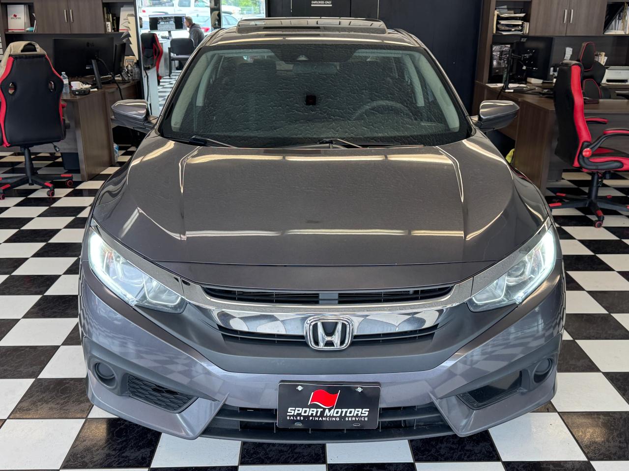 2018 Honda Civic EX+New Tires+Roof+Adaptive Cruise Photo10