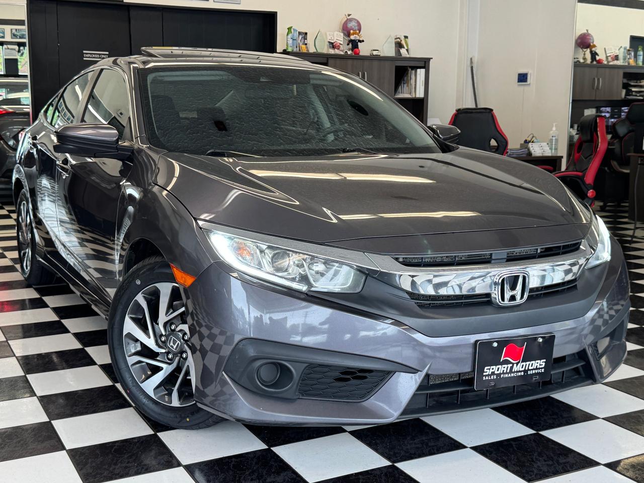 2018 Honda Civic EX+New Tires+Roof+Adaptive Cruise Photo17