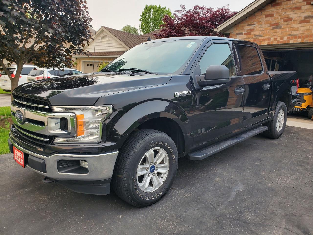 2019 Ford F-150 XLT Crew Cab 4X4 - Photo #2