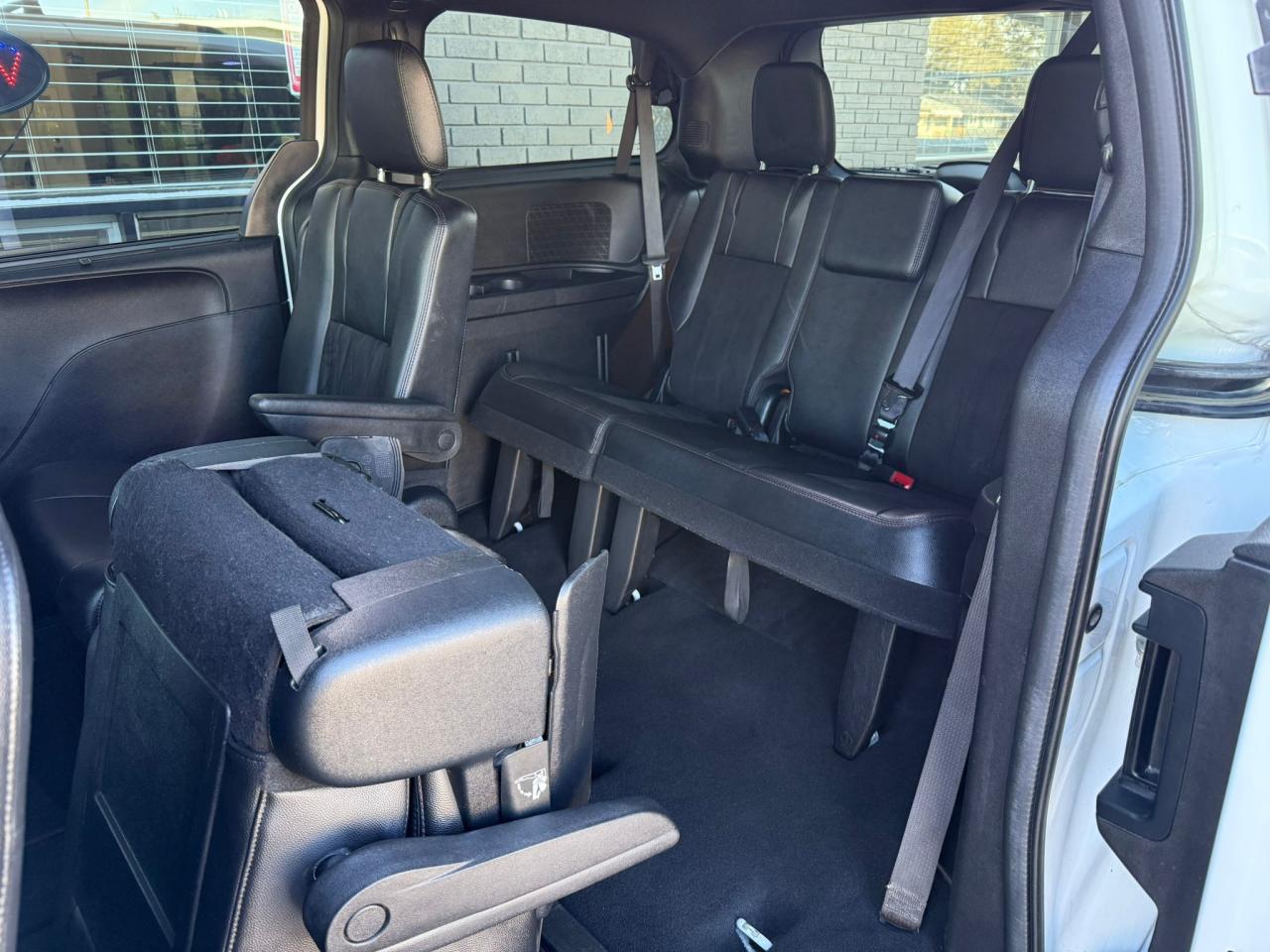 2020 Dodge Grand Caravan SXT Premium Plus - Photo #11
