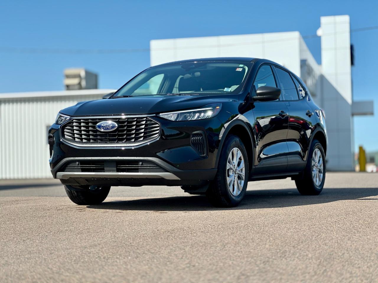 2025 Ford Escape Active AWD Photo2