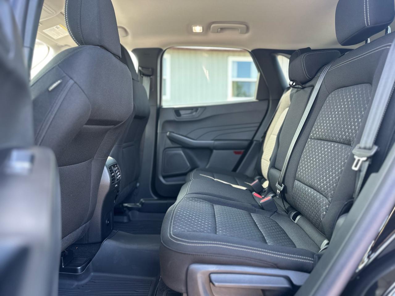 2025 Ford Escape Active AWD Photo5