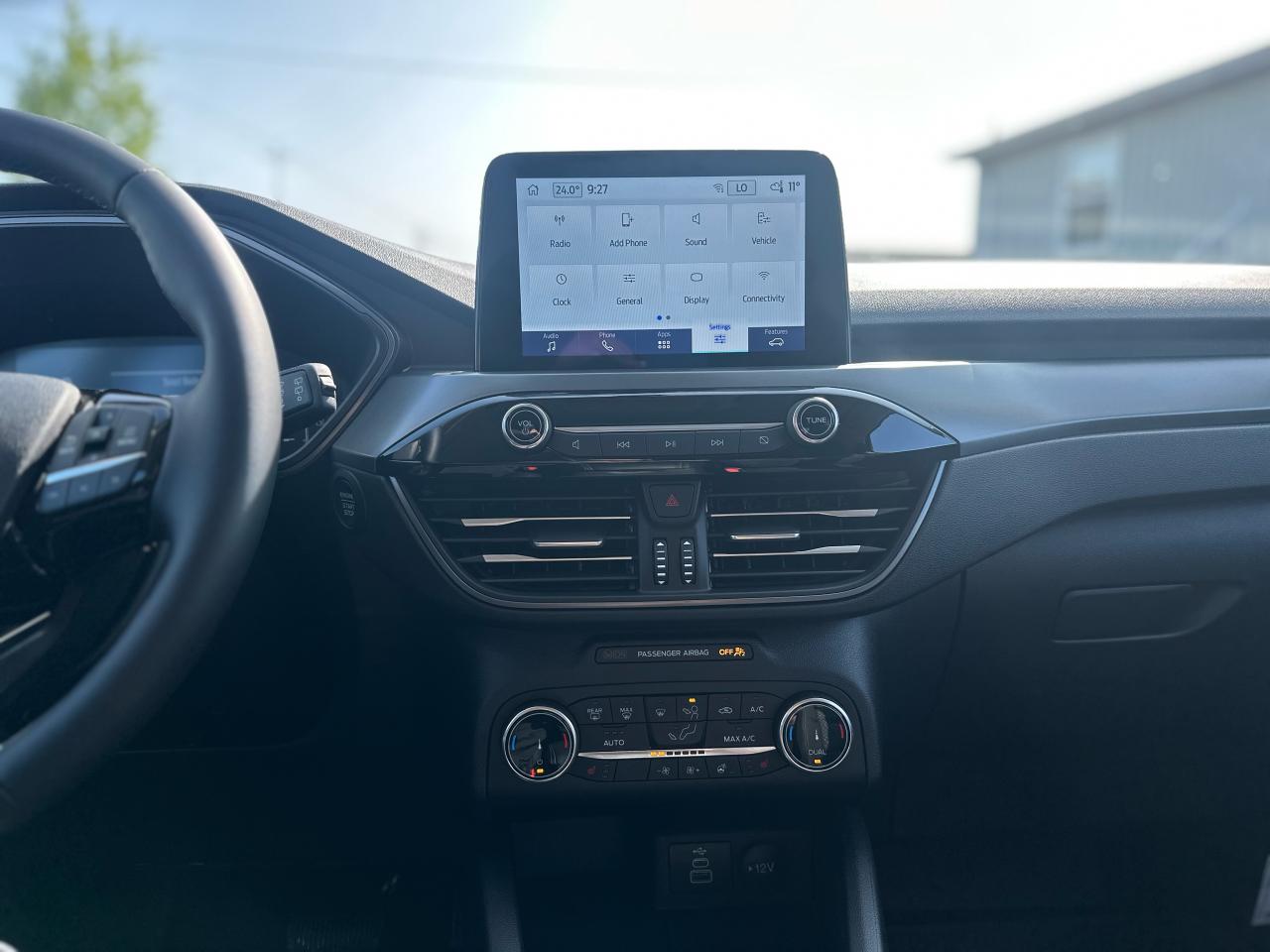 2025 Ford Escape Active AWD Photo5