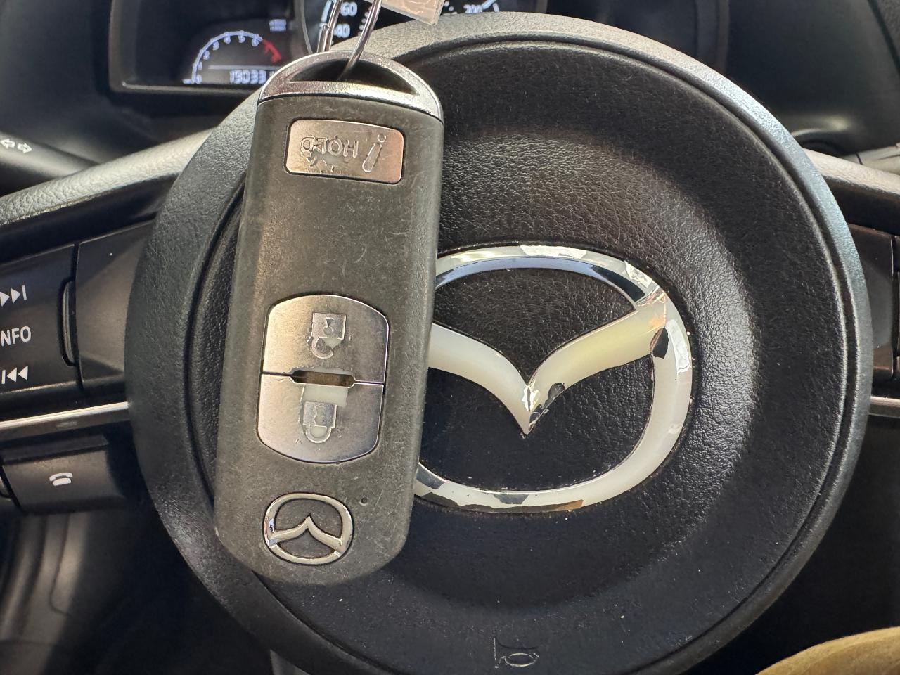 2017 Mazda MAZDA3 GX+Camera+New Tires+New Brakes+A/C+6 SPEED - Photo #15