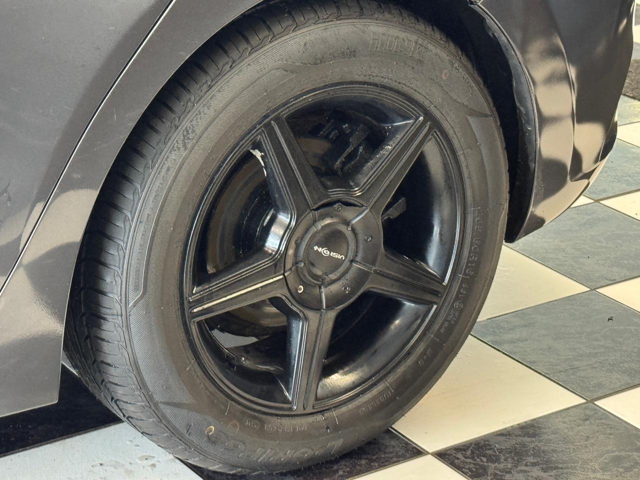2017 Mazda MAZDA3 GX+Camera+New Tires+New Brakes+A/C+6 SPEED Photo44